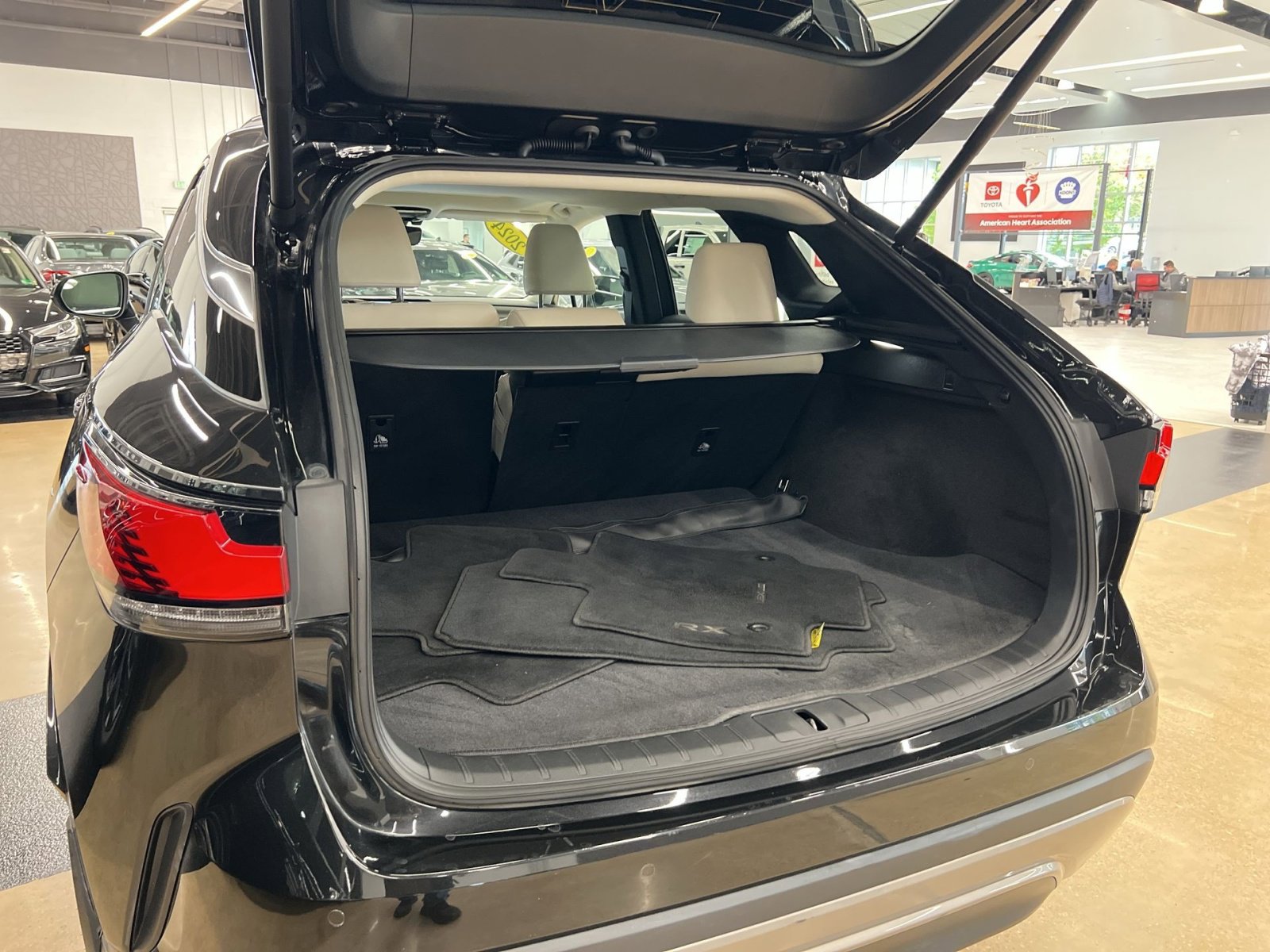 Used 2024 Lexus RX 350 Premium image 26