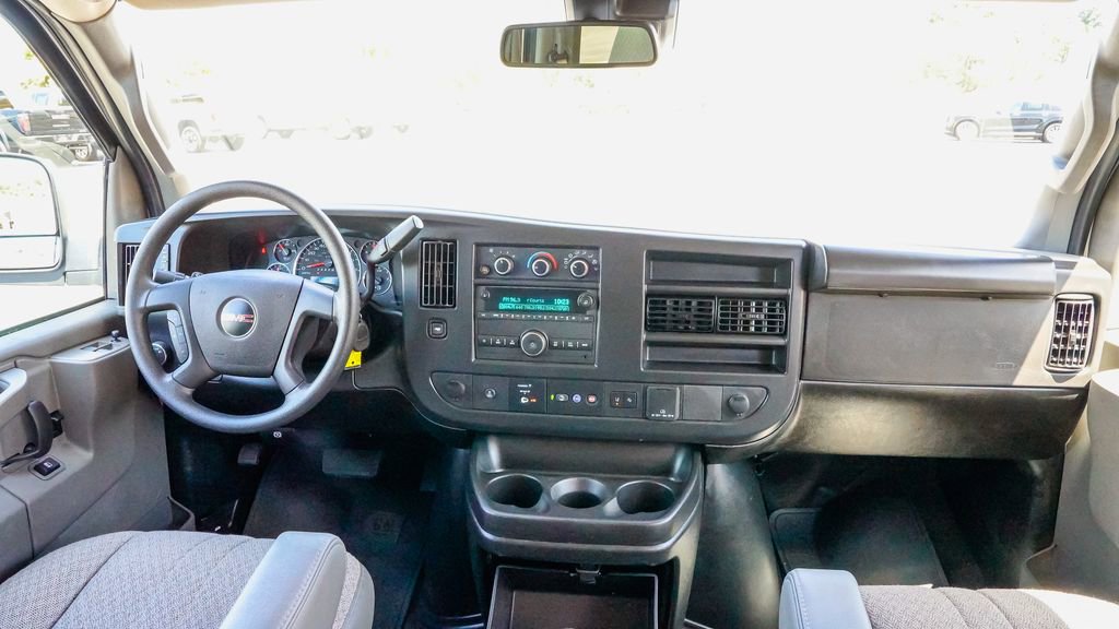 New 2026 GMC Savana 3500 LT w/ LT Preferred Equipment Group RWD image 12
