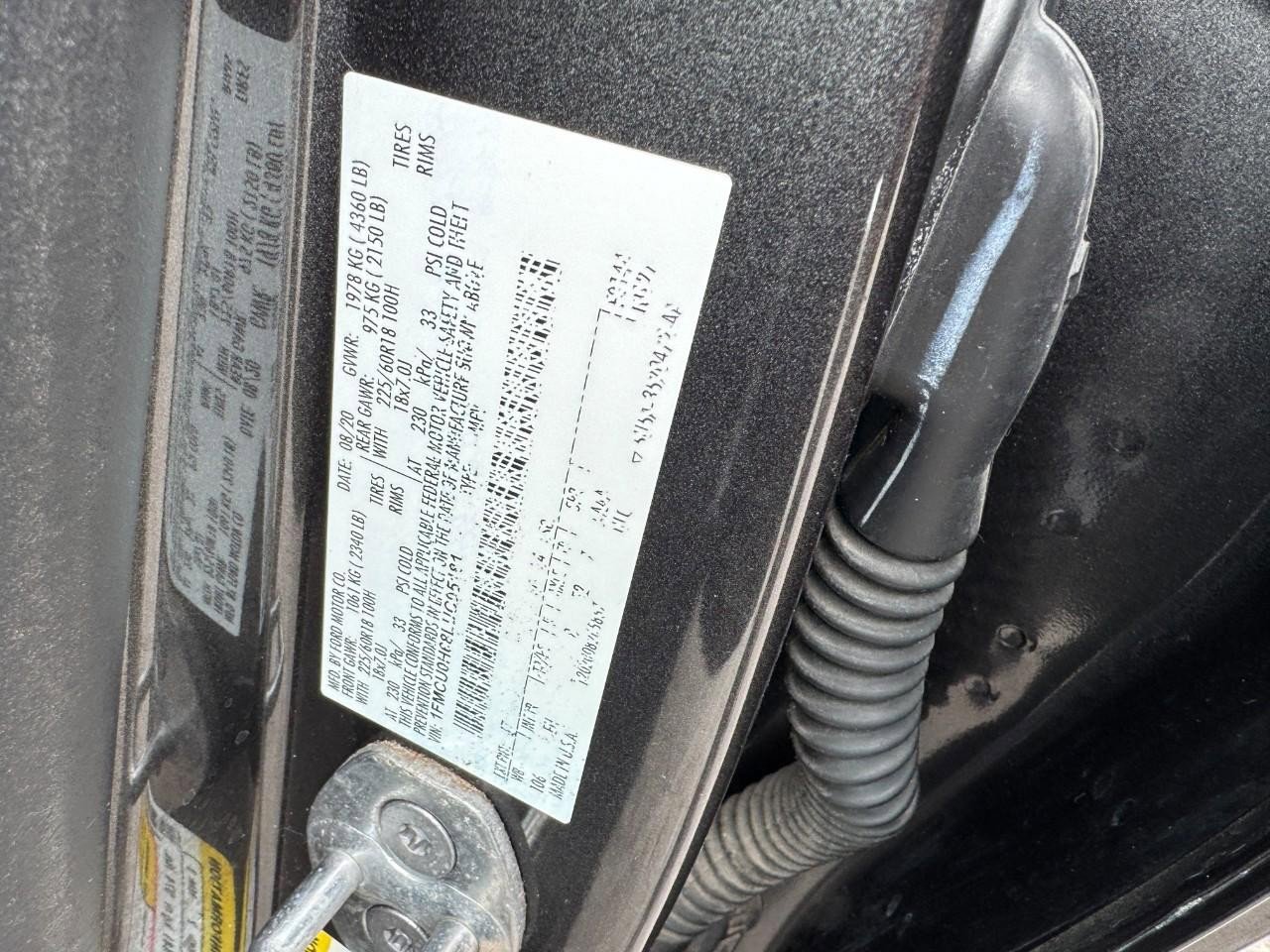 Certified 2020 Ford Escape SEL image 24