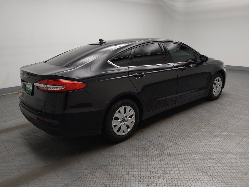 Used 2020 Ford Fusion S FWD image 10