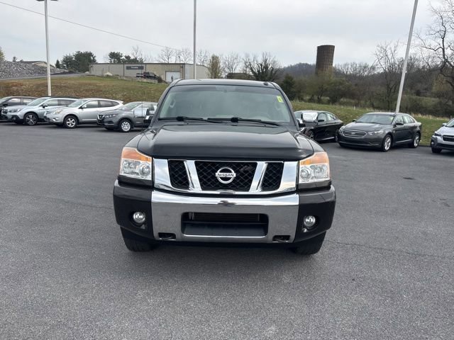 Used 2014 Nissan Titan SV w/ SV Value Truck Package AWD/4WD image 3