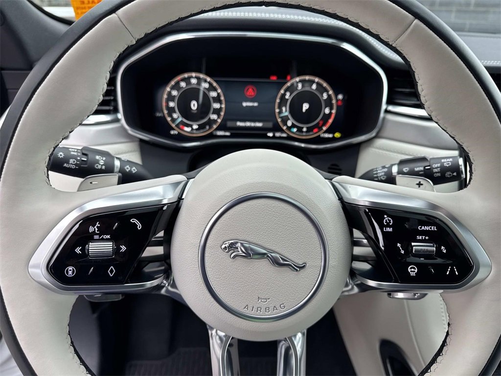 Used 2025 Jaguar F-PACE R-Dynamic S image 26