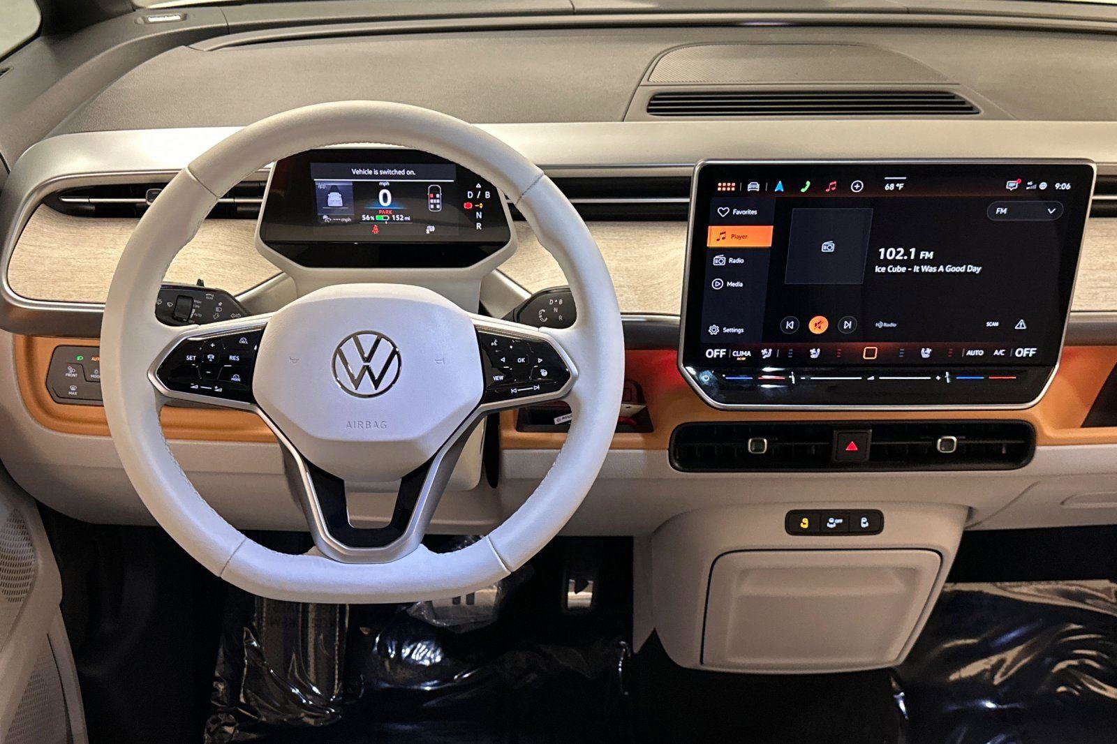 New 2025 Volkswagen ID. Buzz Pro S Plus image 13