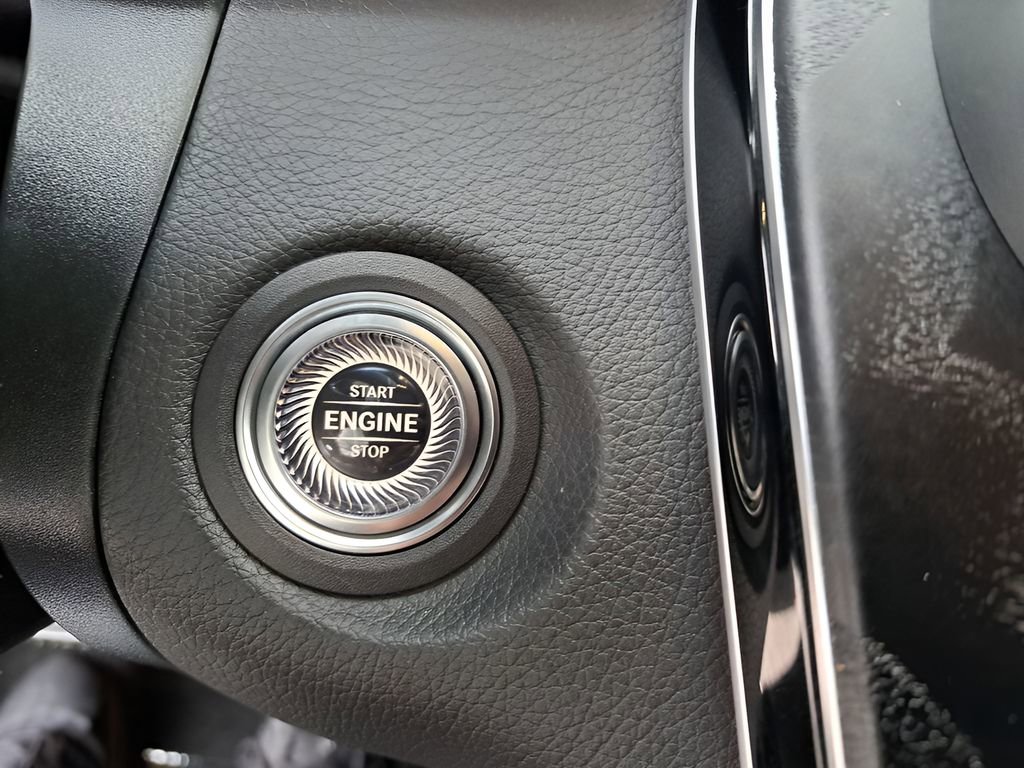 Used 2021 Mercedes-Benz GLC 63 AMG 4MATIC image 27