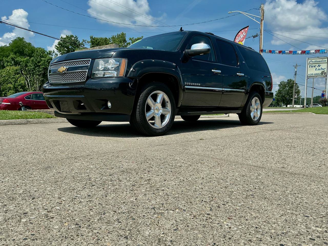 Used 2012 Chevrolet Suburban LTZ AWD/4WD image 27