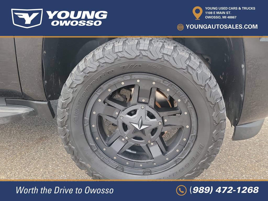 Used 2013 Chevrolet Avalanche LT w/ All-Star Edition AWD/4WD image 31