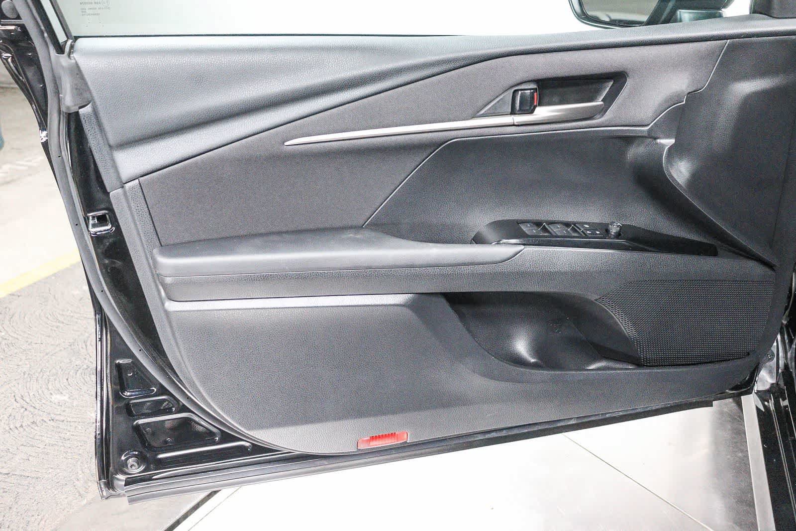Used 2025 Toyota Camry LE FWD image 20
