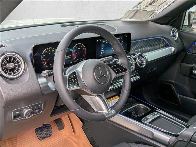 New 2026 Mercedes-Benz GLB 250 4MATIC image 3