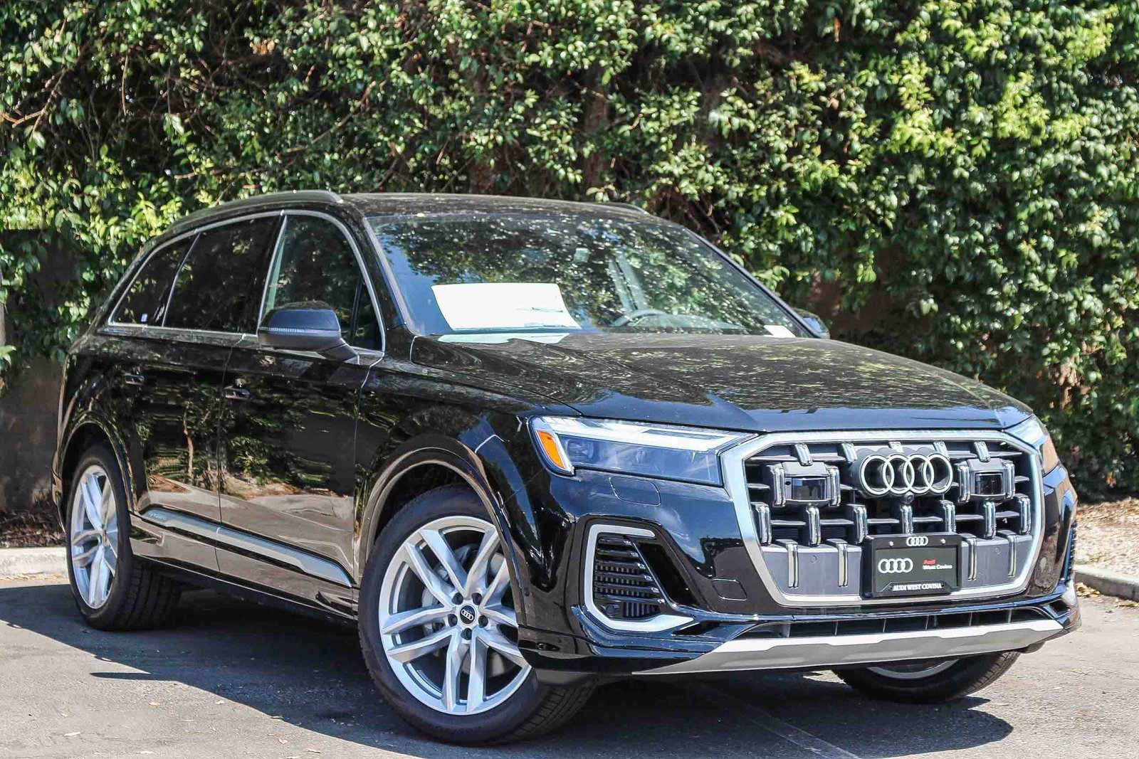 New 2025 Audi Q7 3.0T Premium Plus