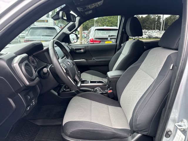 Used 2023 Toyota Tacoma TRD Off-Road image 19