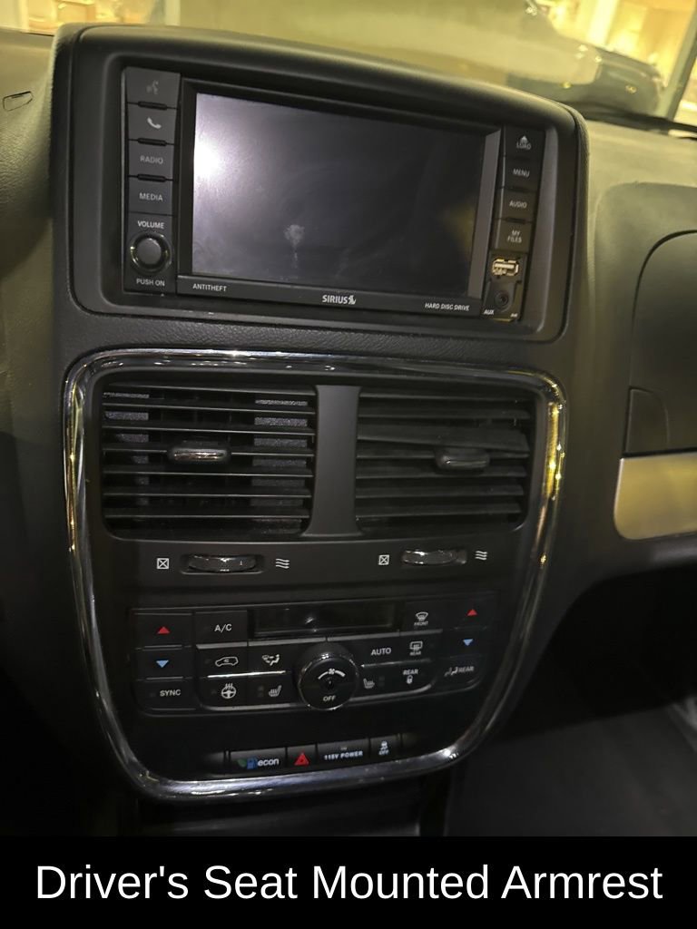 Used 2018 Dodge Grand Caravan GT image 24