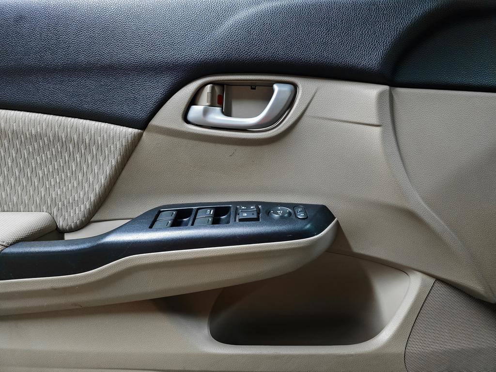 Used 2014 Honda Civic LX image 15