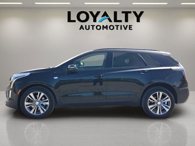 Used 2021 Cadillac XT5 Sportv w/ LPO, ONYX Package AWD/4WD image 2