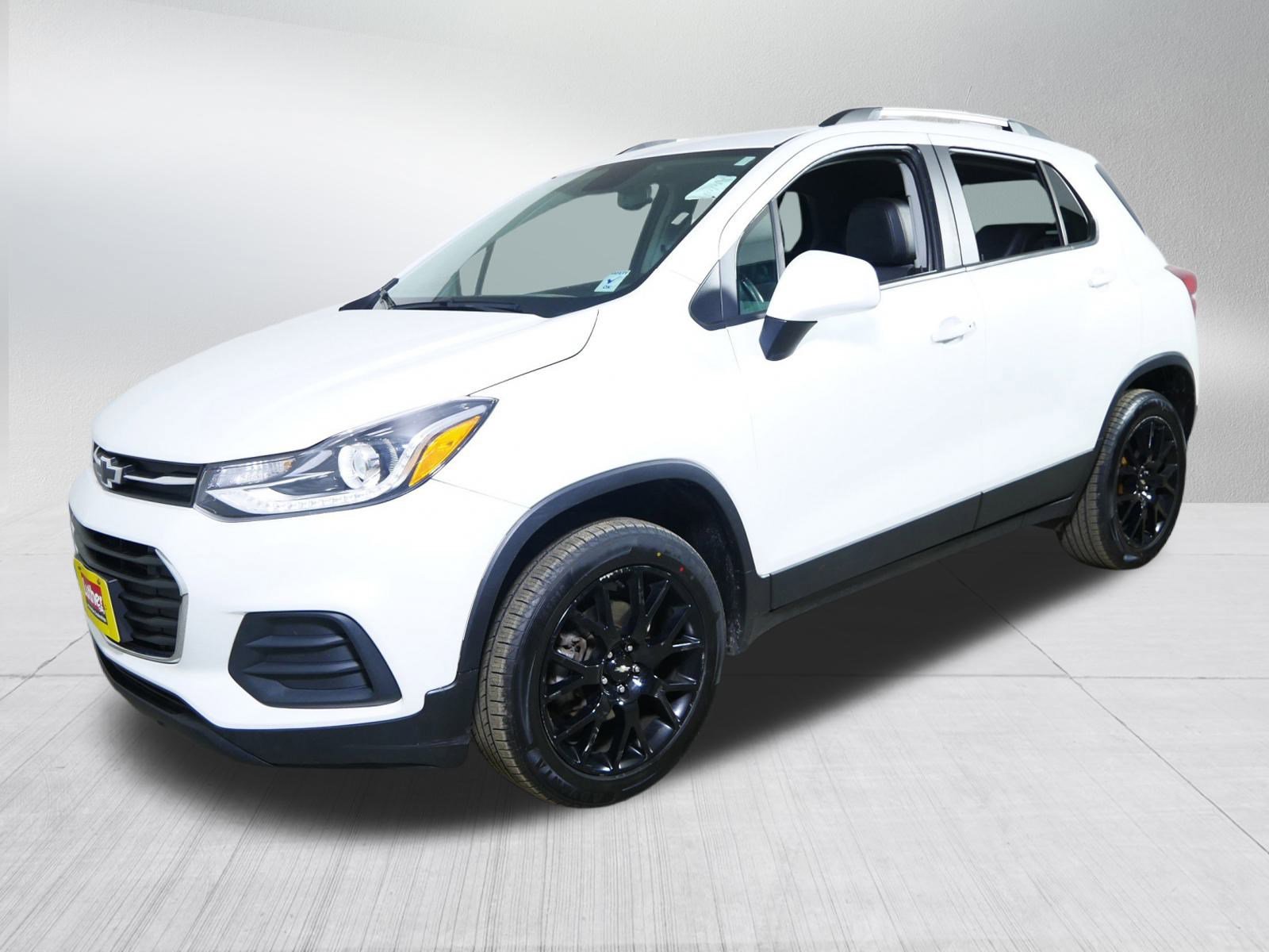 Used 2022 Chevrolet Trax LT w/ Sport Edition image 3