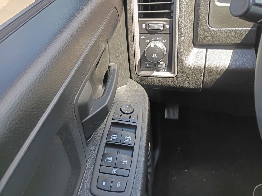 Used 2024 RAM 1500 Tradesman w/ Tradesman SXT Package image 21
