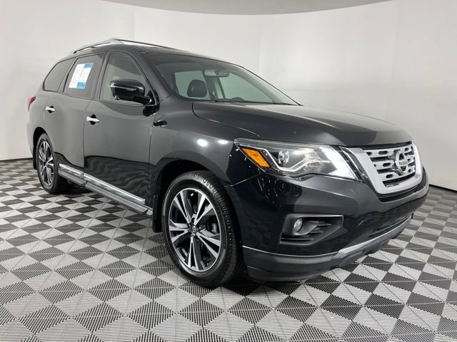 Used 2020 Nissan Pathfinder Platinum FWD image 3