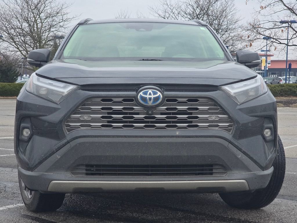 Used 2023 Toyota RAV4 Limited image 10