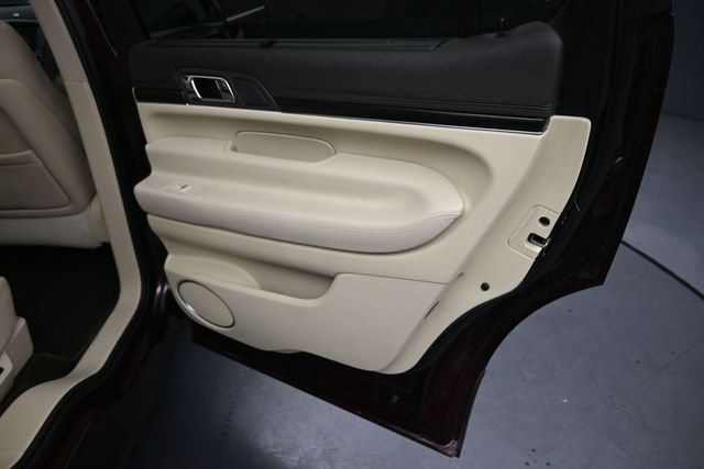 Certified 2019 Lincoln MKT AWD image 29
