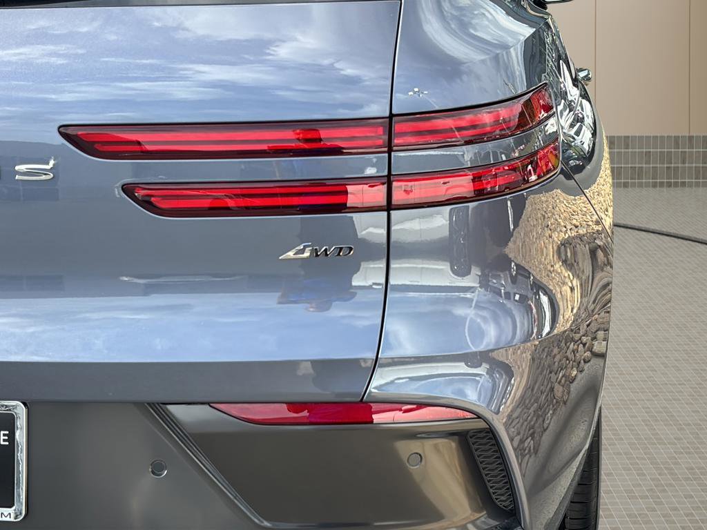 Certified 2026 Genesis GV70 2.5T image 13