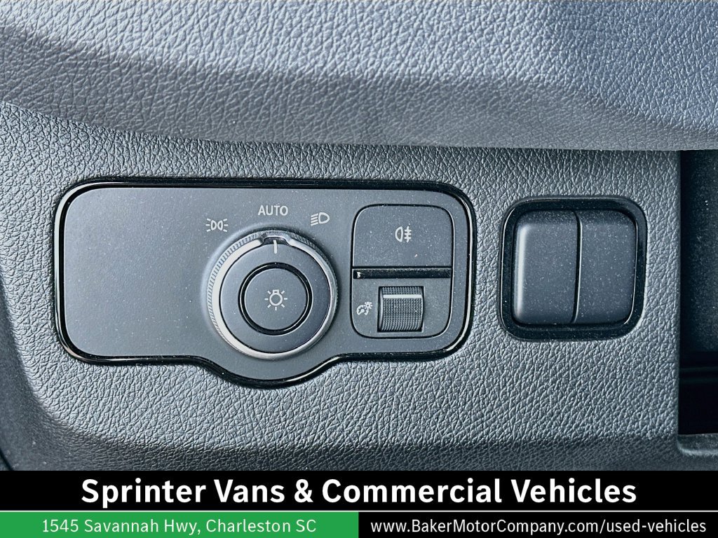 Used 2021 Mercedes-Benz Sprinter 2500 image 29