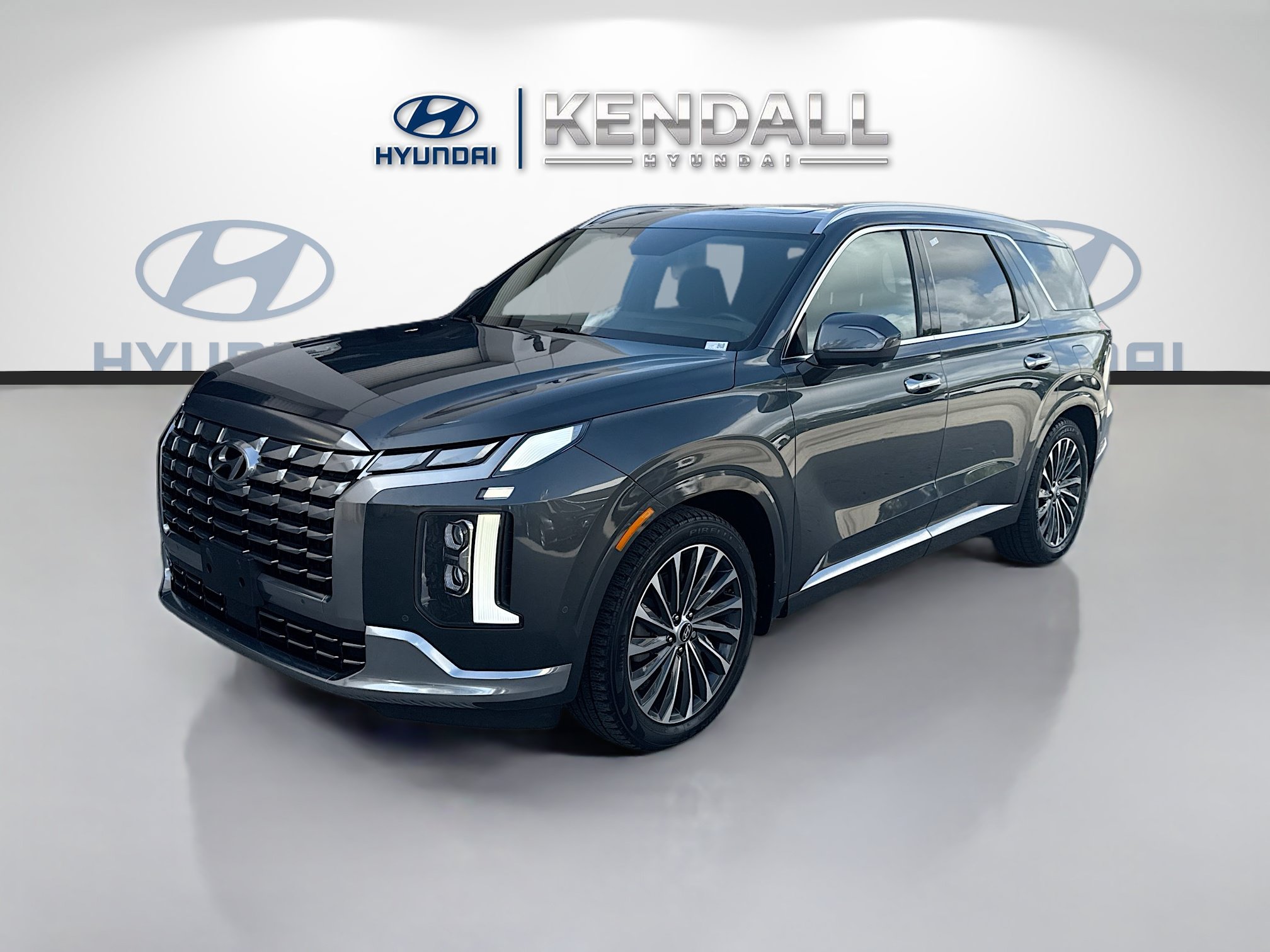 Used 2023 Hyundai Palisade Calligraphy AWD/4WD image 3