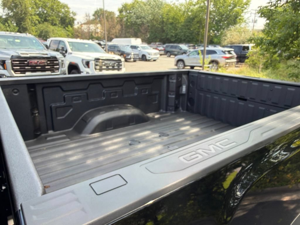New 2026 GMC Sierra 2500 AT4 w/ AT4 Premium Plus Package AWD/4WD image 35