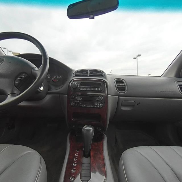 Used 1999 Chrysler Concorde LXi image 22
