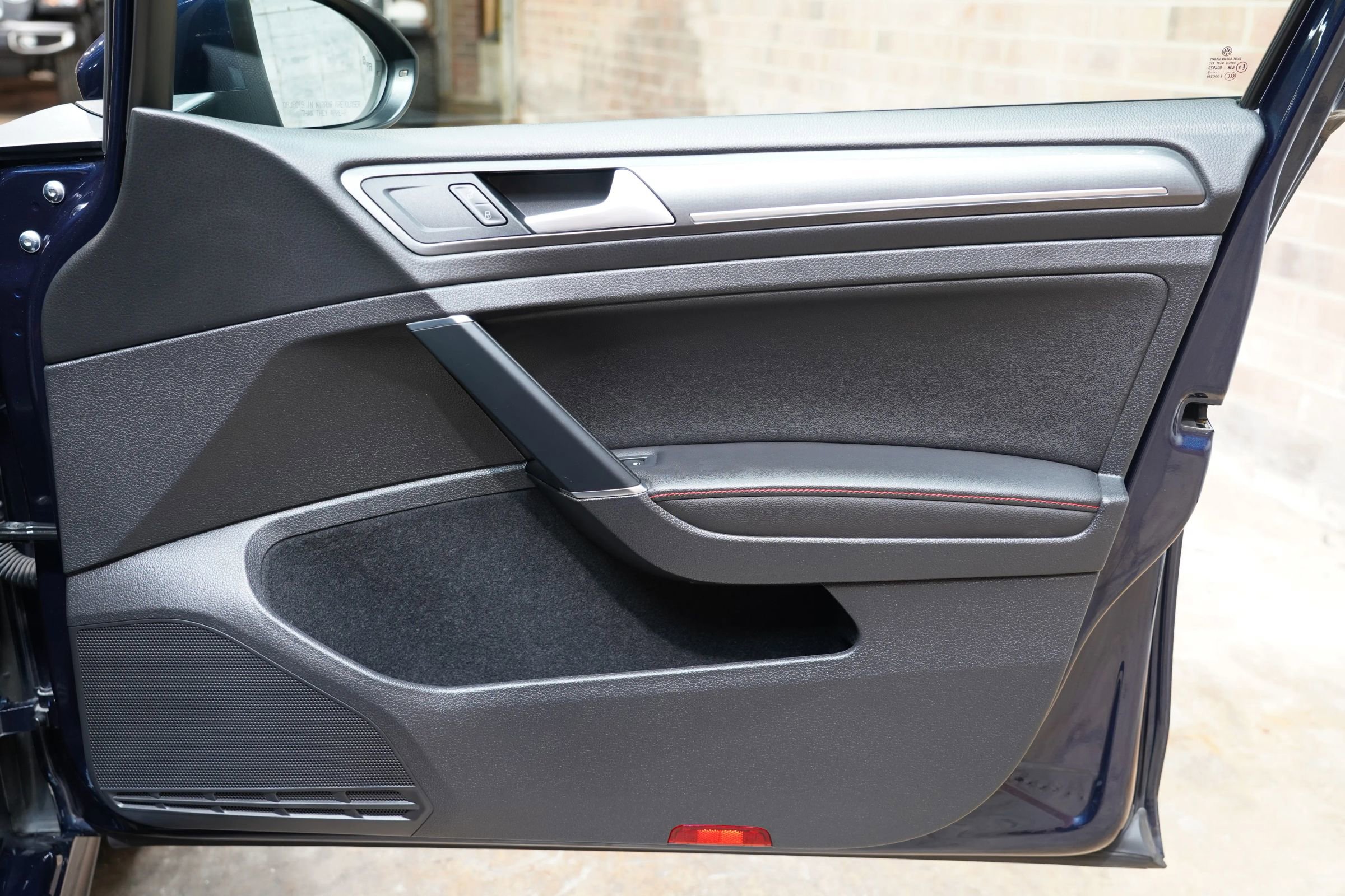 Used 2018 Volkswagen GTI SE w/ SE Leather Package image 48