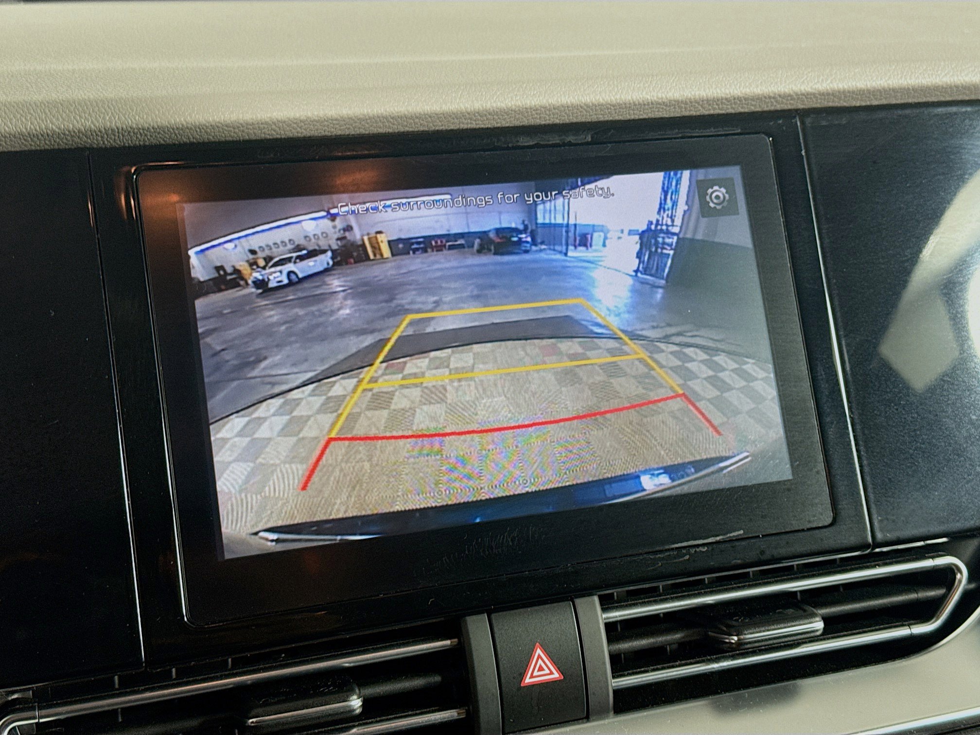 Used 2022 Kia Niro LXS image 19