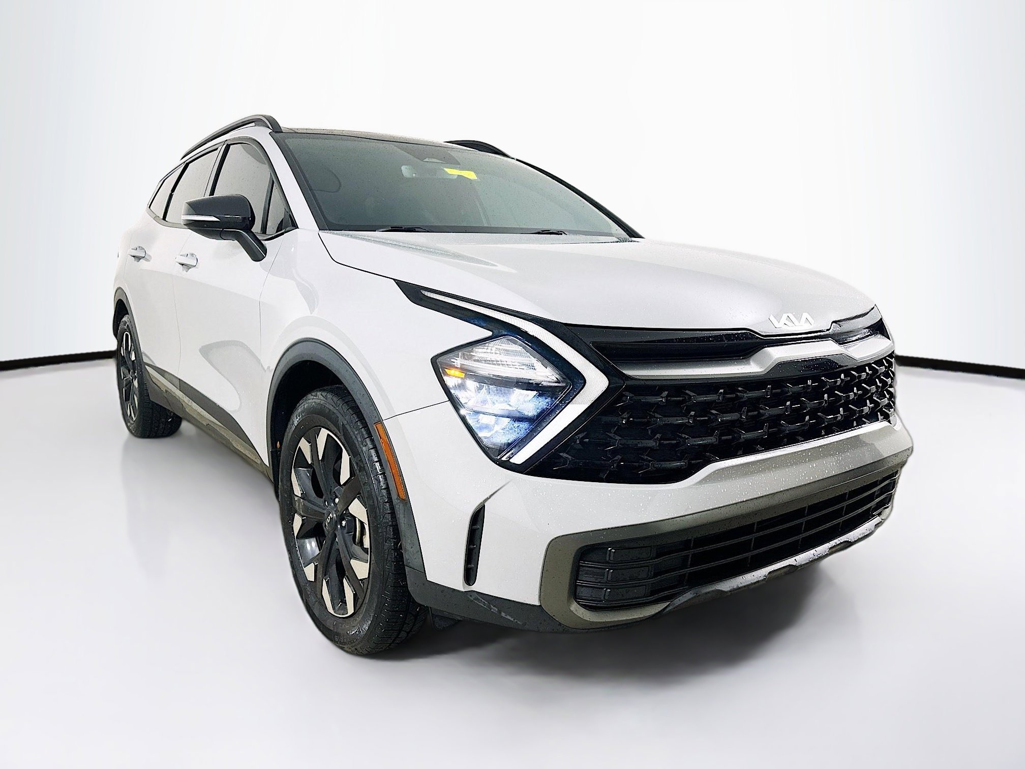 Used 2023 Kia Sportage X-Line w/ X-Line Premium Package image 1