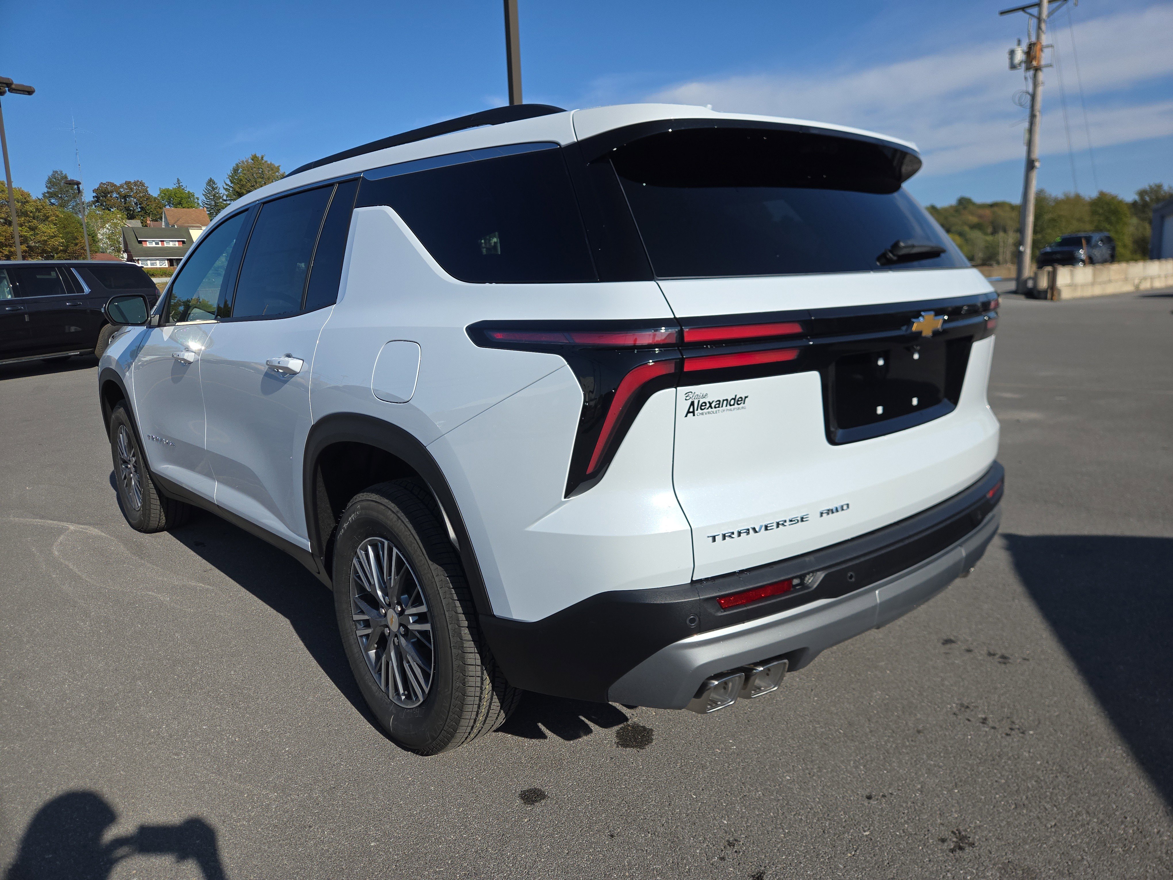 New 2026 Chevrolet Traverse LT w/ Driver Confidence Package image 6