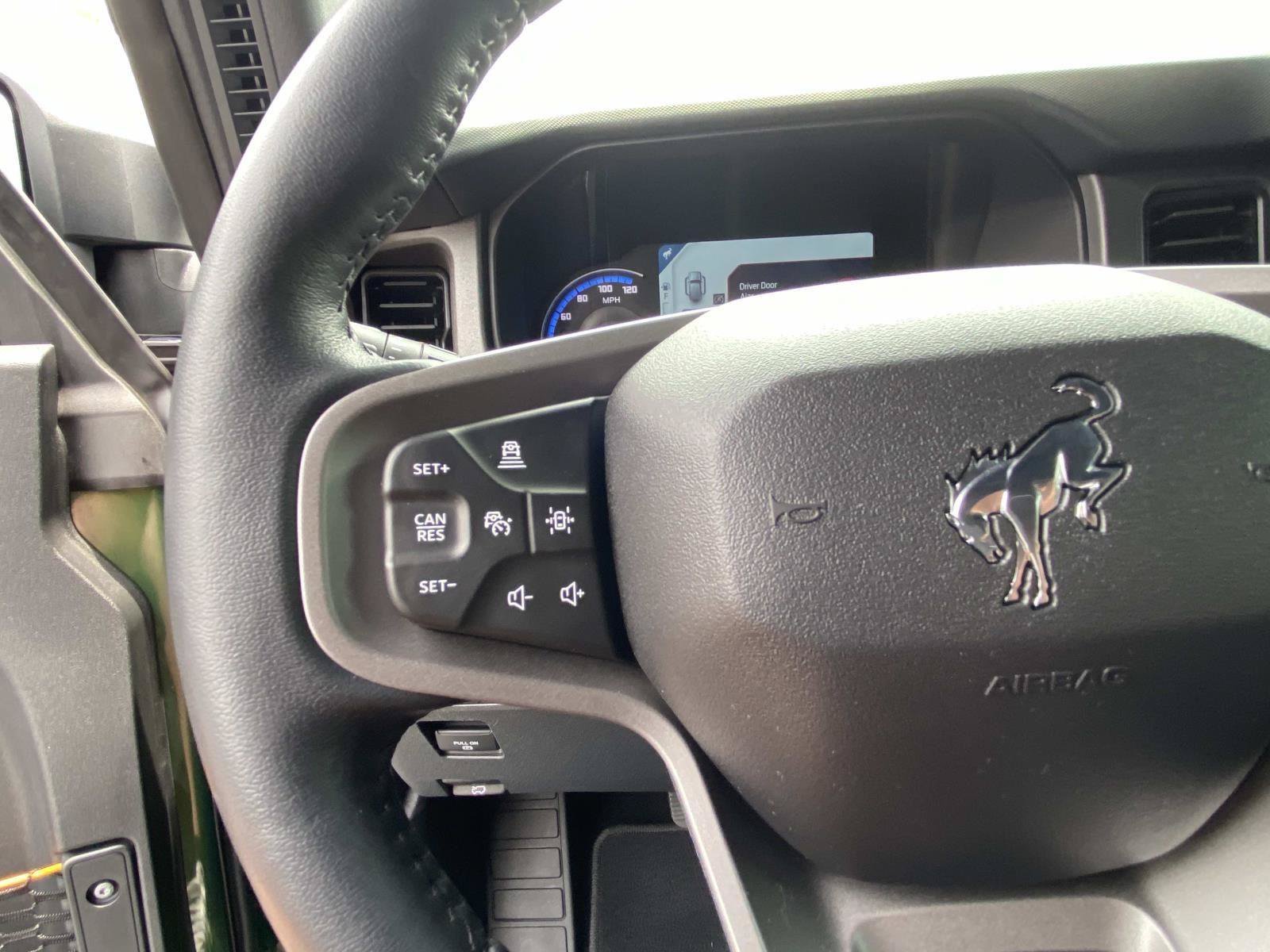 Used 2024 Ford Bronco Badlands AWD/4WD image 33