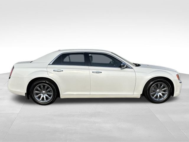Used 2013 Chrysler 300 C w/ Light Group RWD image 20