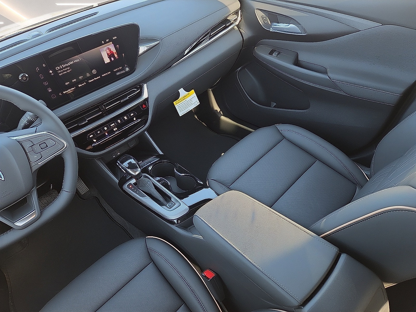 New 2026 Buick Envista Avenir FWD image 12