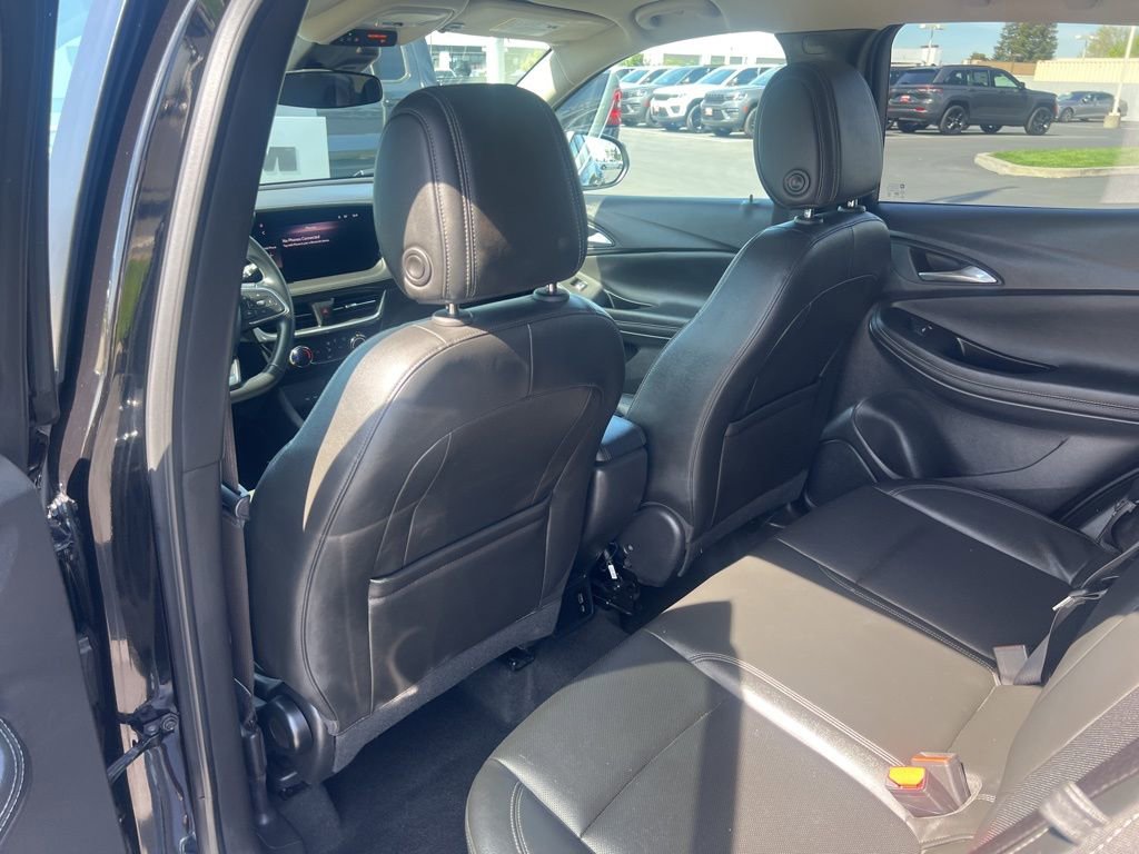 Used 2024 Buick Encore GX Sport Touring image 22
