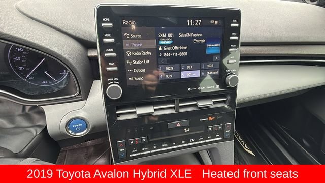 Used 2019 Toyota Avalon XLE image 16