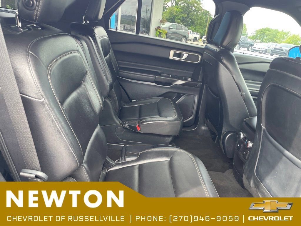 Used 2020 Ford Explorer XLT w/ Equipment Group 202A RWD image 26