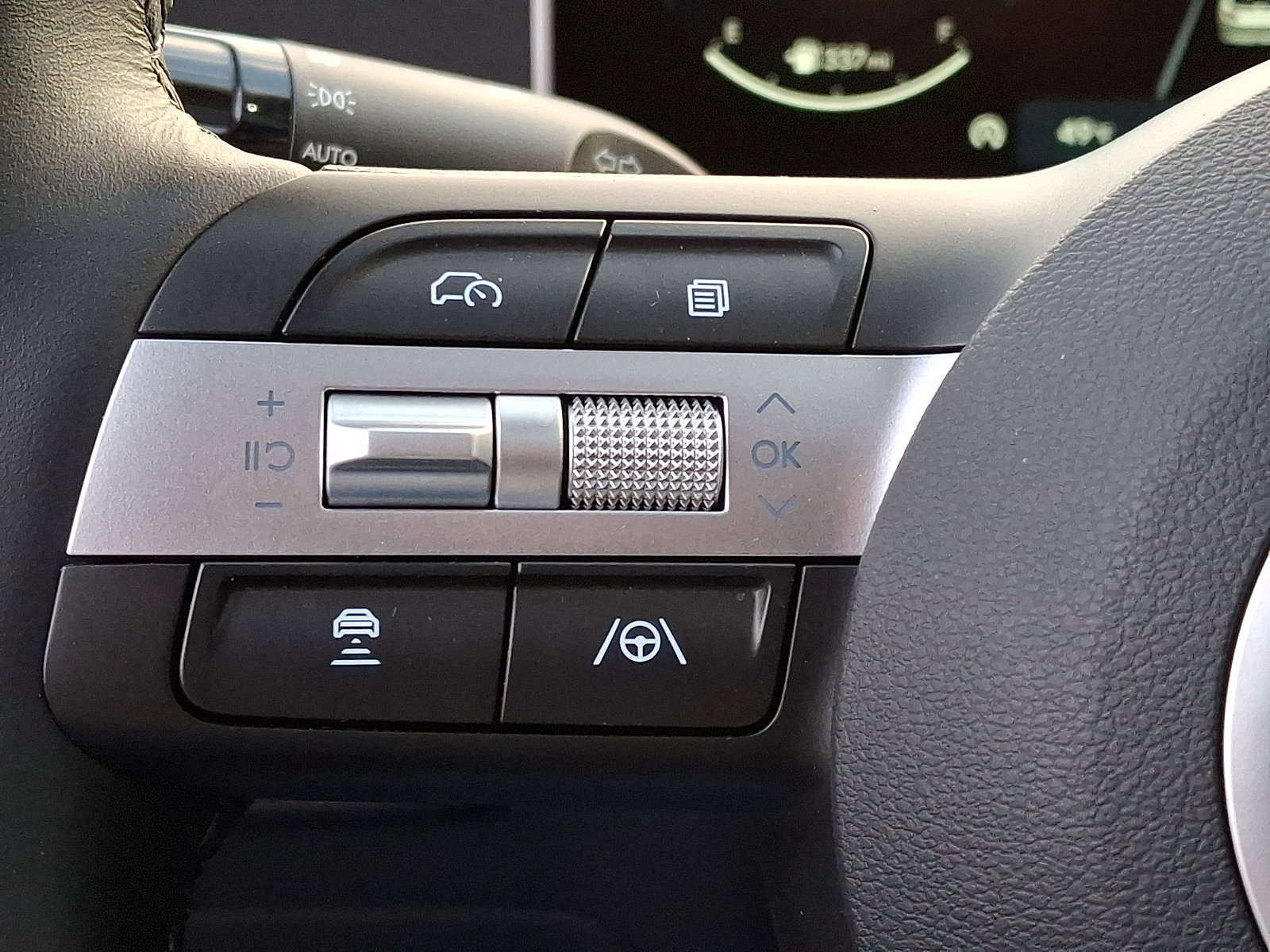 Used 2026 Hyundai Tucson SEL image 24