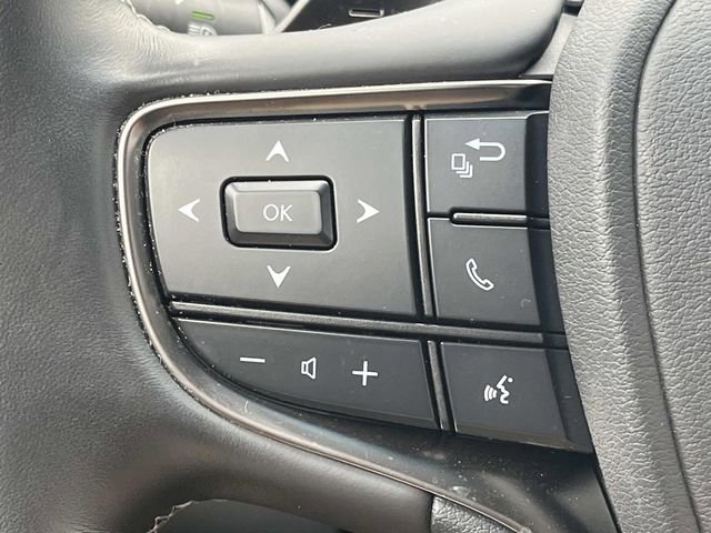 Used 2023 Lexus LS 500 w/ Accessory Package (Z2) image 34