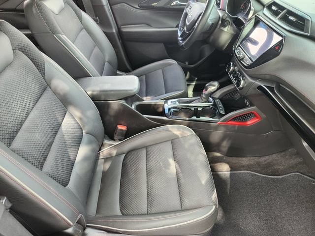Used 2022 Chevrolet TrailBlazer RS w/ Technology Package FWD image 14