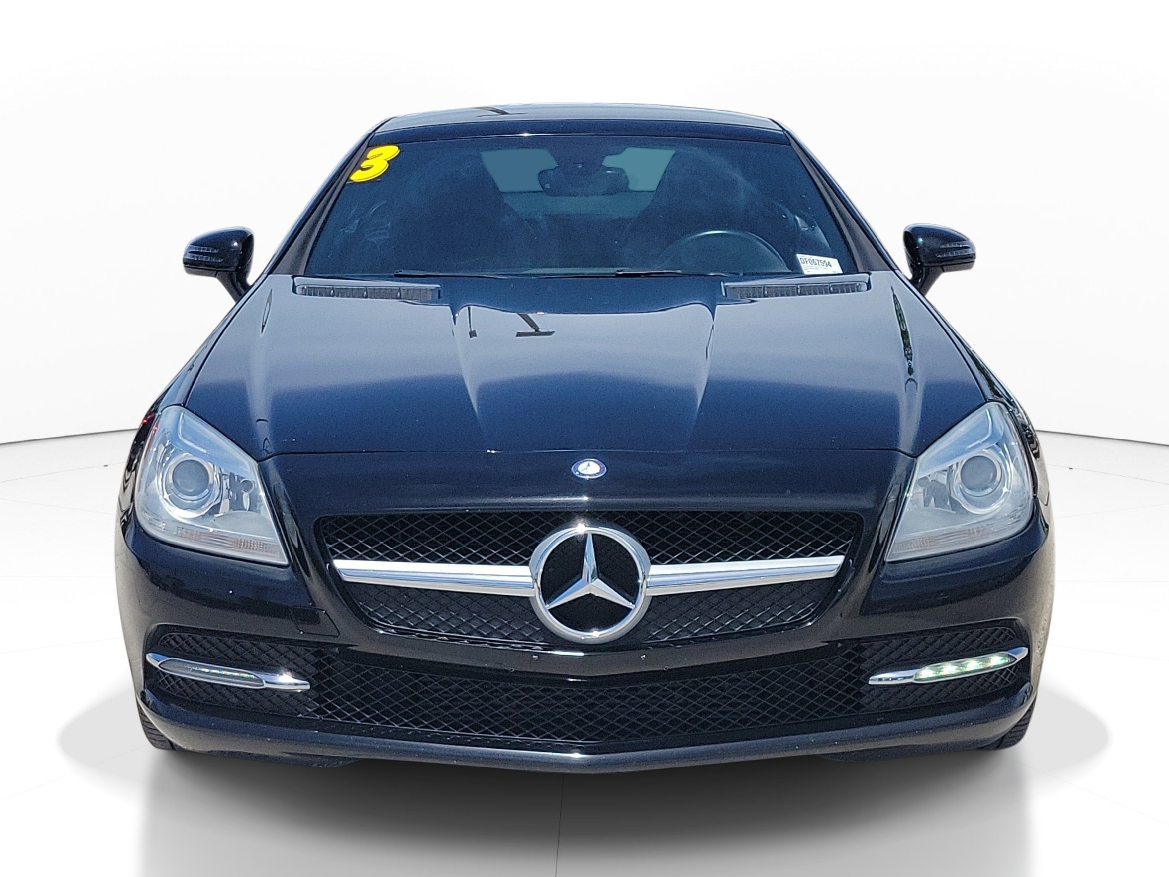 Used 2013 Mercedes-Benz SLK 250 image 2