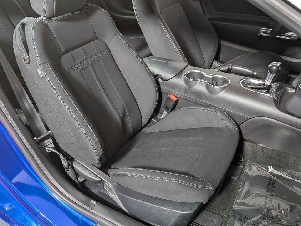 Used 2018 Ford Mustang EcoBoost image 19