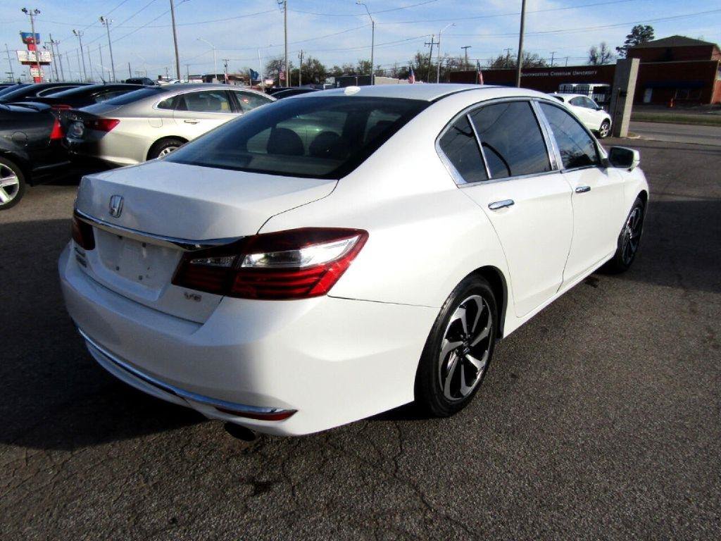 Used 2016 Honda Accord EX-L image 6