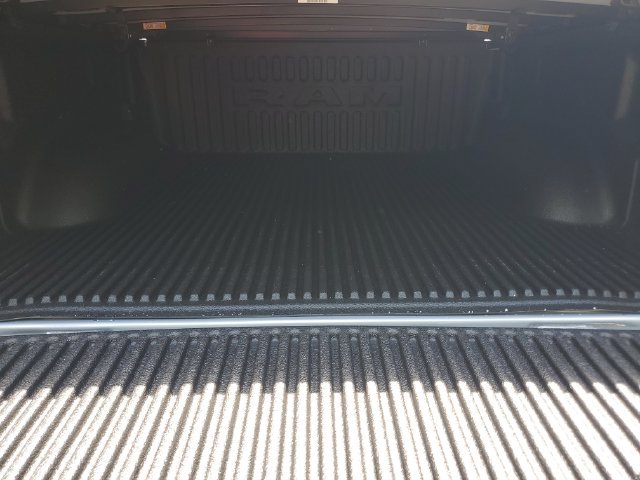 New 2026 RAM 1500 Laramie w/ Sport Appearance Package AWD/4WD image 8