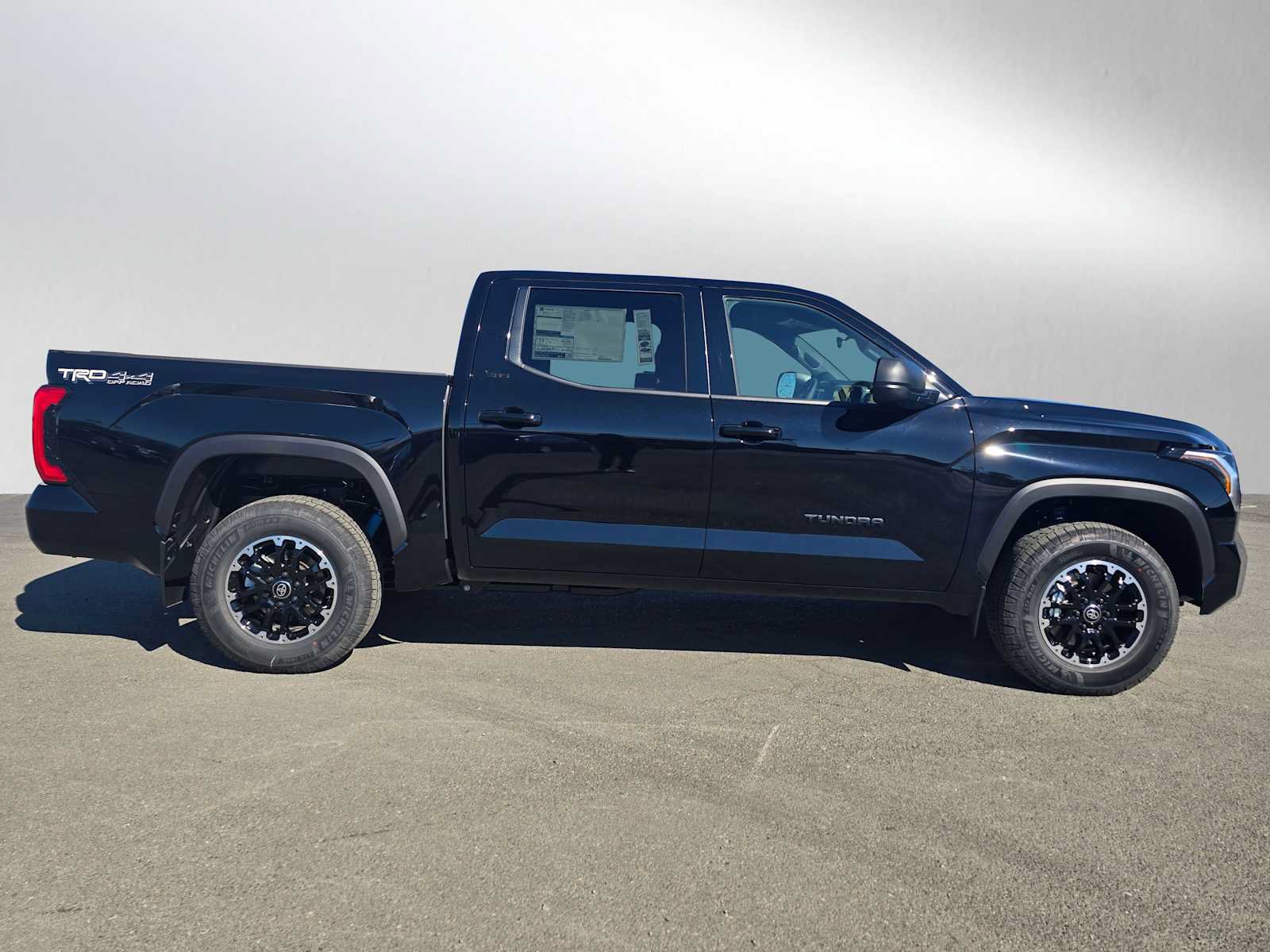 New 2026 Toyota Tundra SR5 AWD/4WD image 2