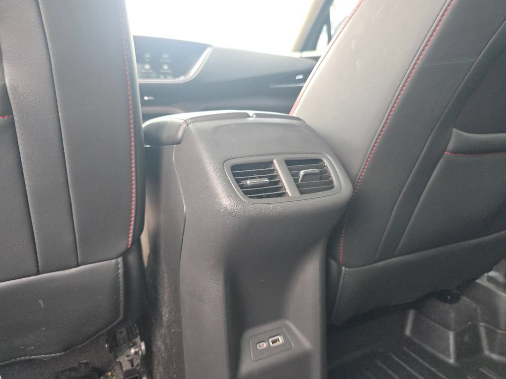 Used 2022 Buick Envision Essence w/ Technology Package II FWD image 25