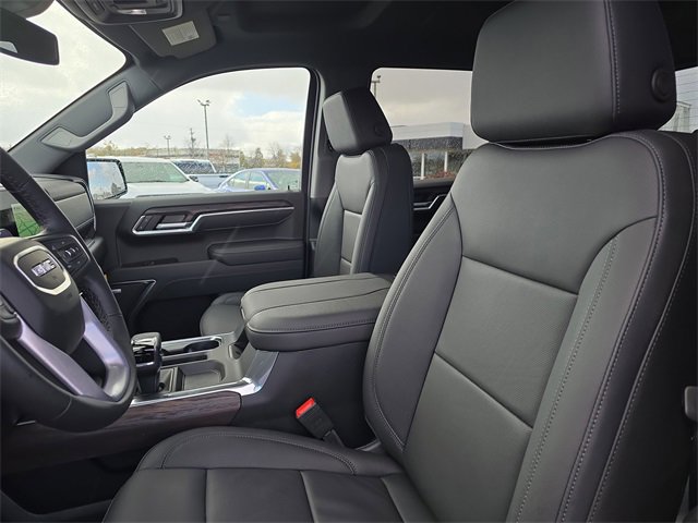 New 2026 GMC Sierra 1500 SLT w/ SLT Premium Plus Package image 6