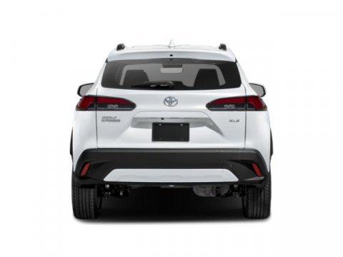 Used 2024 Toyota Corolla Cross XLE image 5