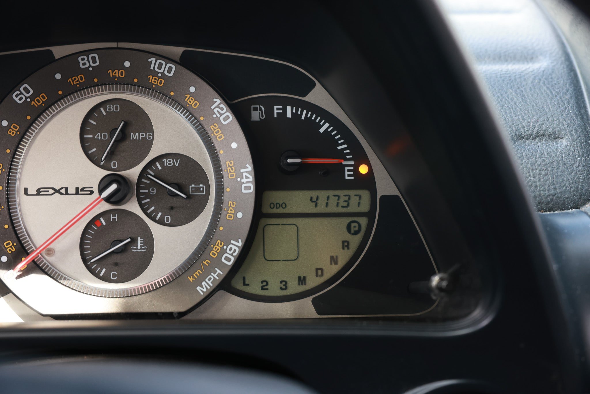 Used 2004 Lexus IS 300 RWD image 48