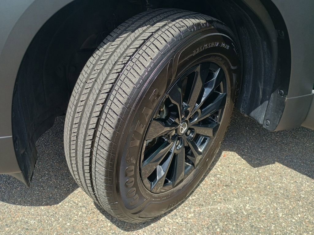 Used 2025 MAZDA CX-50 AWD 2.5 S w/ Preferred Package image 9